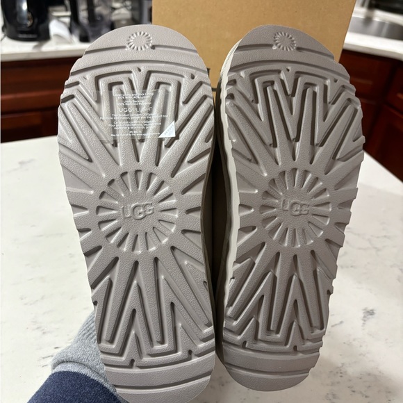 Ugg Tasman Slipper Goat NWT Women Size 6-11 authentic RARE NIB Shoes - Picture 6 of 16